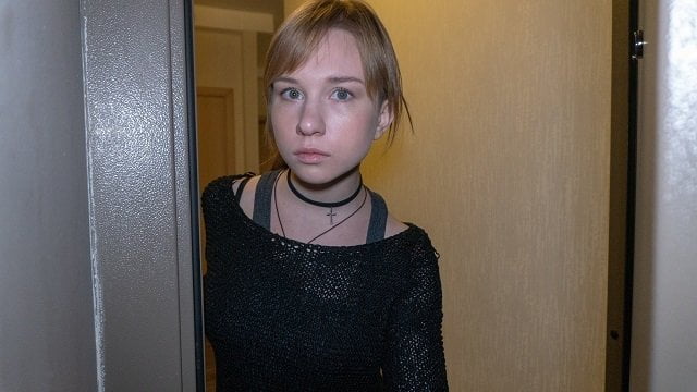 Мужик ебет за долги рыжую русскую сучку