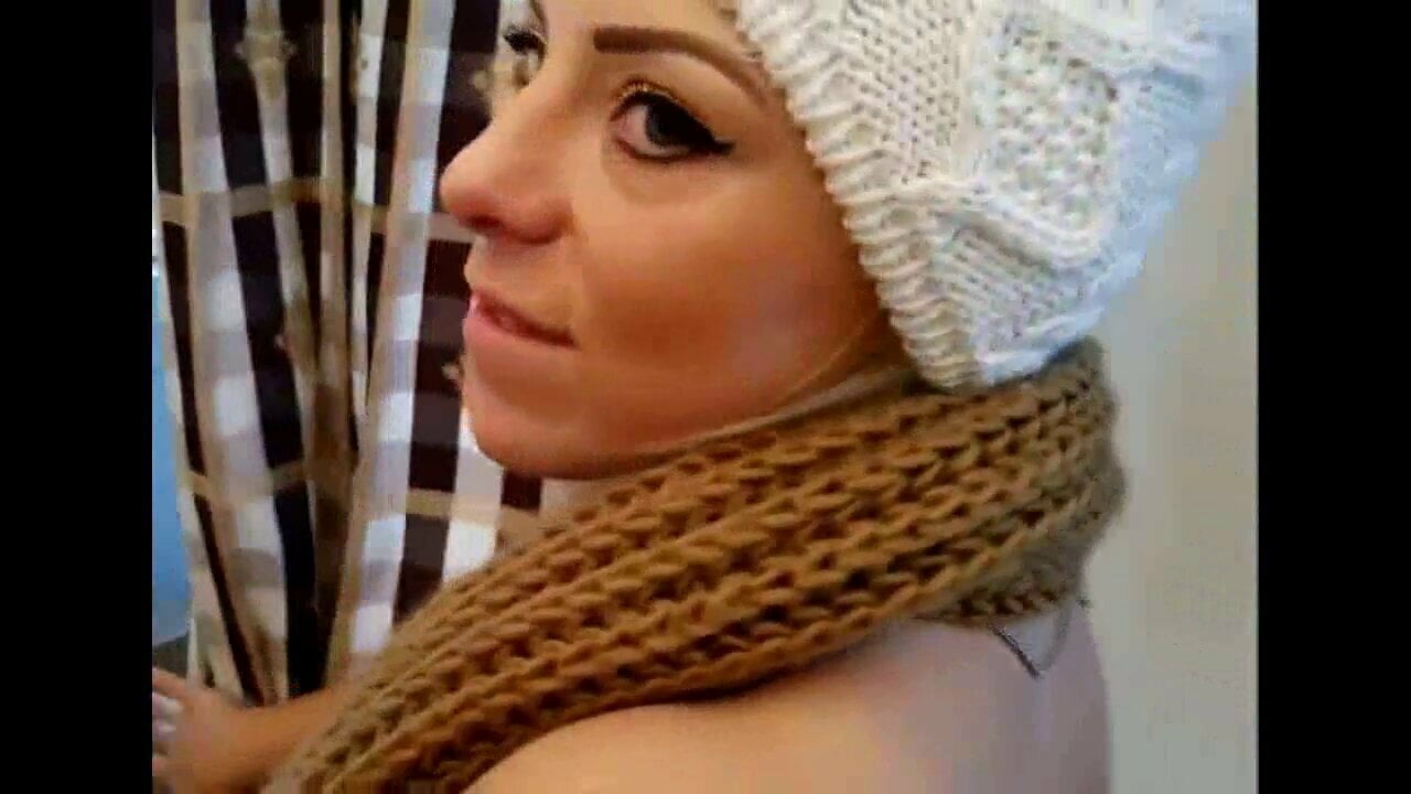 Муж с женой ебутся зимним утром в выходной день 