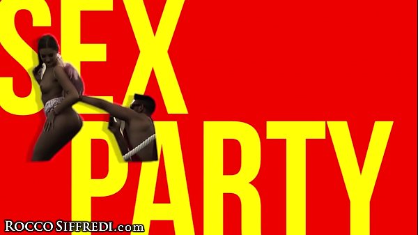 Массовая групповуха с нальным сексом